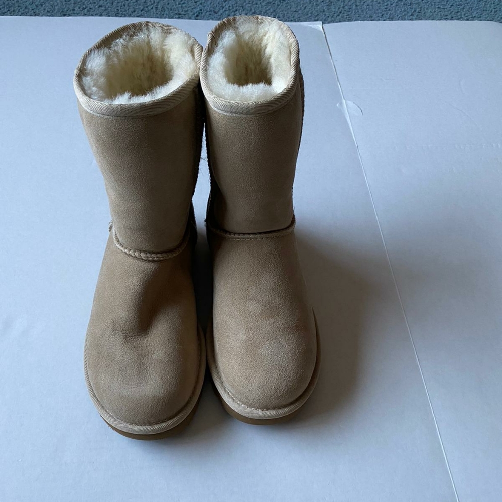 Brand New Uggs